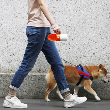 Pet Drinking Cup Water Bottle Convenient Easy To Use Splash-Proof One-Key Lock