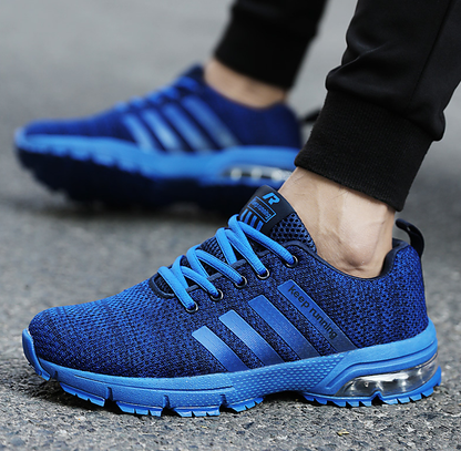 Selling couple sports shoes breathable mesh outdoor men and women running